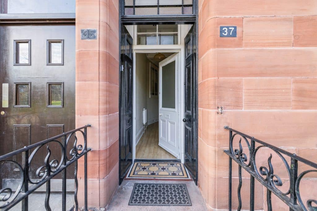 Thornwood Drive, Thornwood, G11
