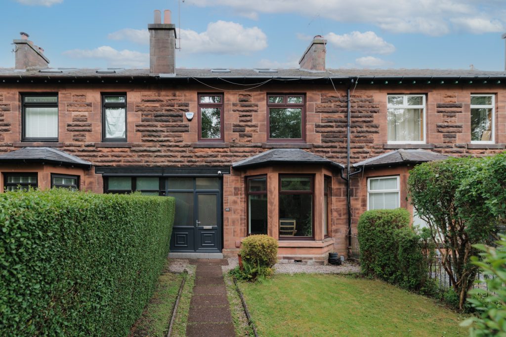 Victoria Park Drive North, Jordanhill, G14
