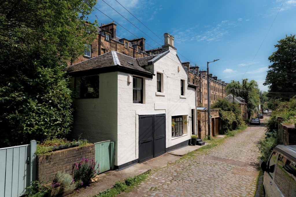 Belhaven Terrace Lane, Dowanhill, G12