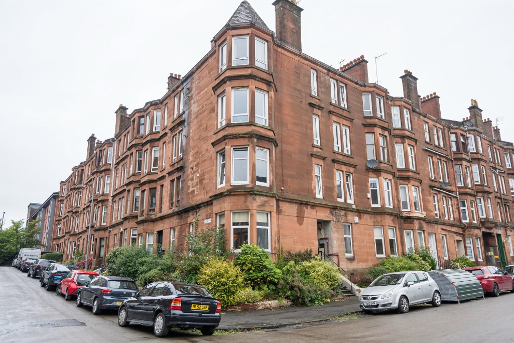 Exeter Drive, Thornwood, Glasgow, G11